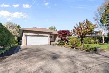 10243 Royalwood Boulevard, Rosedale, BC, Rosedale — Single Family Residence for sale