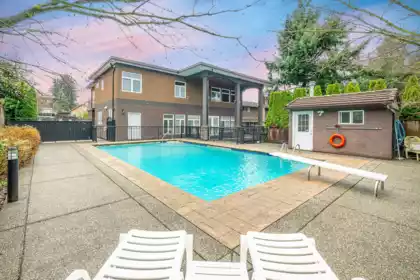 6390 Gordon Avenue, Burnaby, BC, Burnaby — Single Family Residence for sale