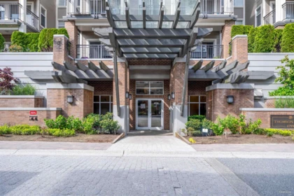 212 4799 Brentwood Drive, Burnaby, BC, Burnaby — Apartment/Condo for sale