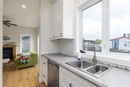 Primary Bedroom Photo of 6W2 8191 River Road, Richmond, BC