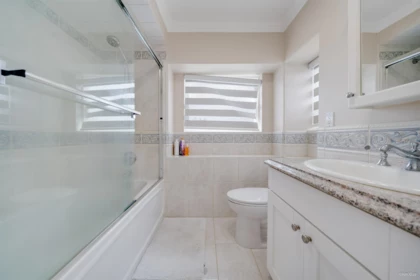 Entry Foyer Photo of 6589 Kitchener Street, Burnaby, BC