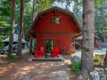 6554 Balsam Way, Whistler, BC, Whistler — Single Family Residence for sale