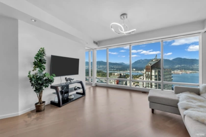 Kitchen Photo of 4505 1151 W Georgia Street, Vancouver, BC