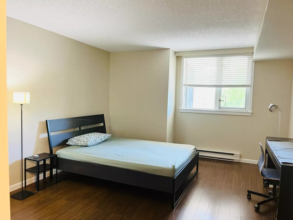 Primary Bathroom Photo of 503 7321 Halifax Street, Burnaby, BC