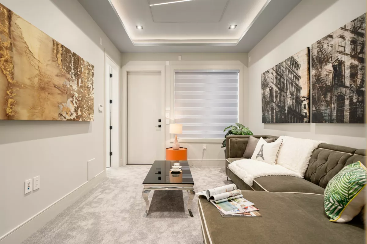 Mudroom Photo of 6571 Whiteoak Drive, Richmond, BC