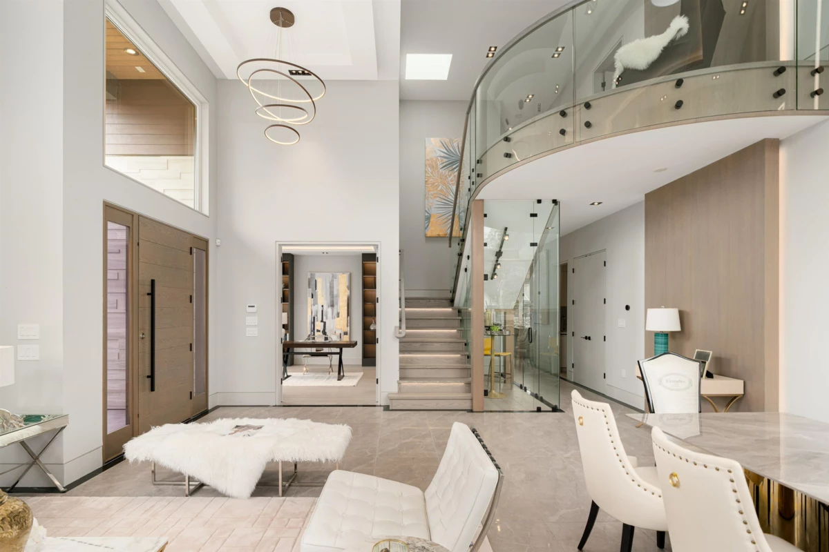 Staircase Photo of 6571 Whiteoak Drive, Richmond, BC