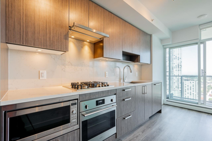 2606 13350 Central Avenue, Surrey, BC, Whalley — 2 bed apartment/condo for sale