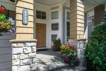3482 150 Street, Surrey, BC, Surrey — Single Family Residence for sale