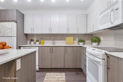 212 8695 160 Street, Surrey, BC, Surrey — Apartment/Condo for sale