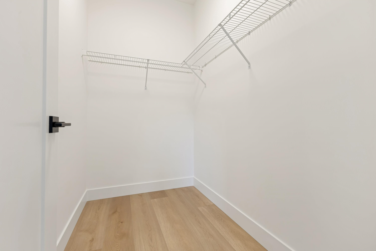 Bedroom 2 Photo of 411 20286 72b Avenue, Langley, BC