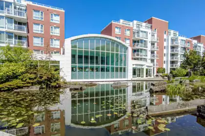 212 688 Fairchild Road, Vancouver, BC, Kerrisdale — 3 bed apartment/condo for sale