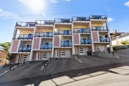 Aerial View of 3 18 Loon Crescent, No City Value, BC