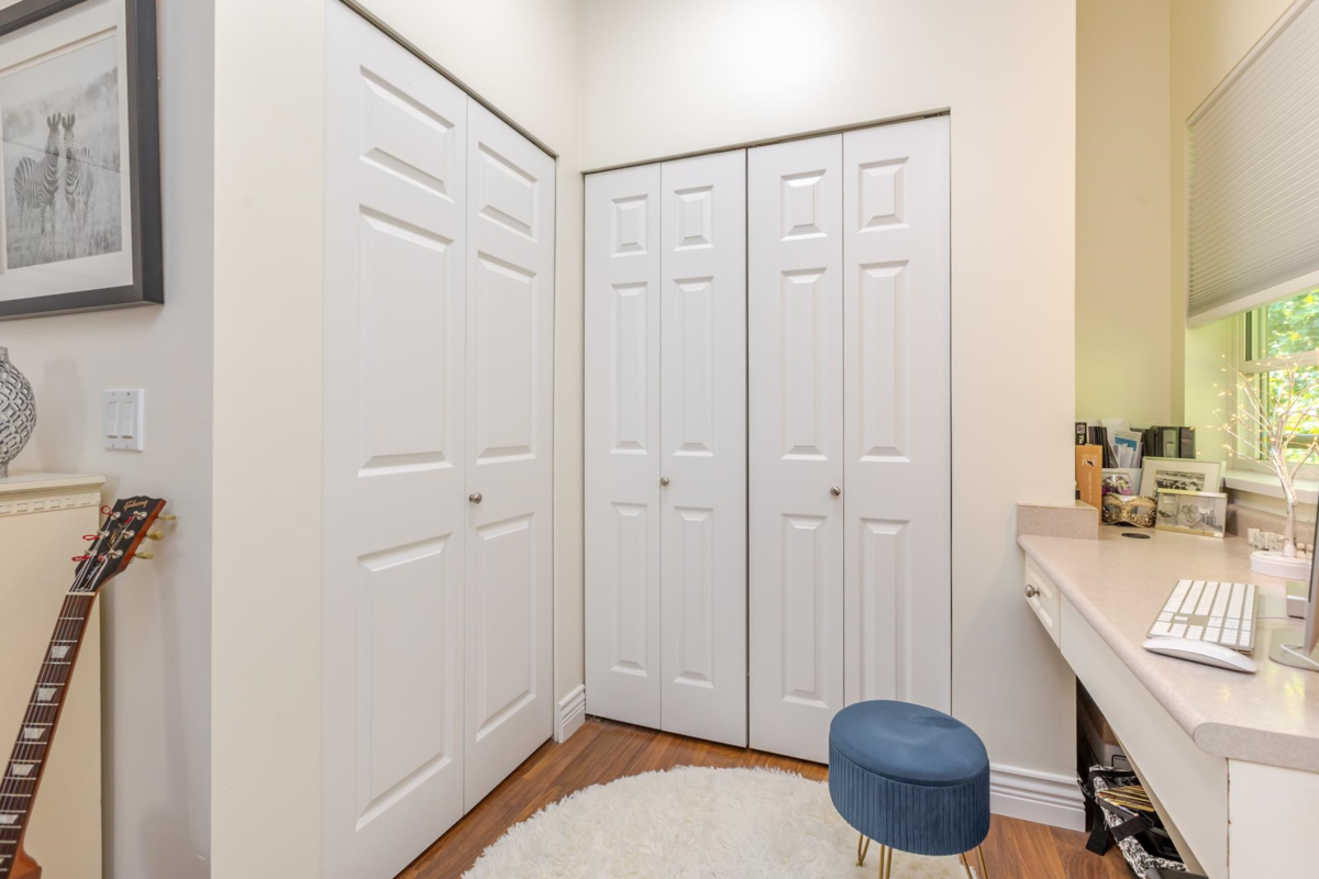 Living Room Photo of 205 4747 54a Street, Ladner, BC