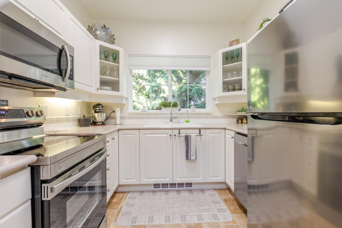 Staircase Photo of 205 4747 54a Street, Ladner, BC