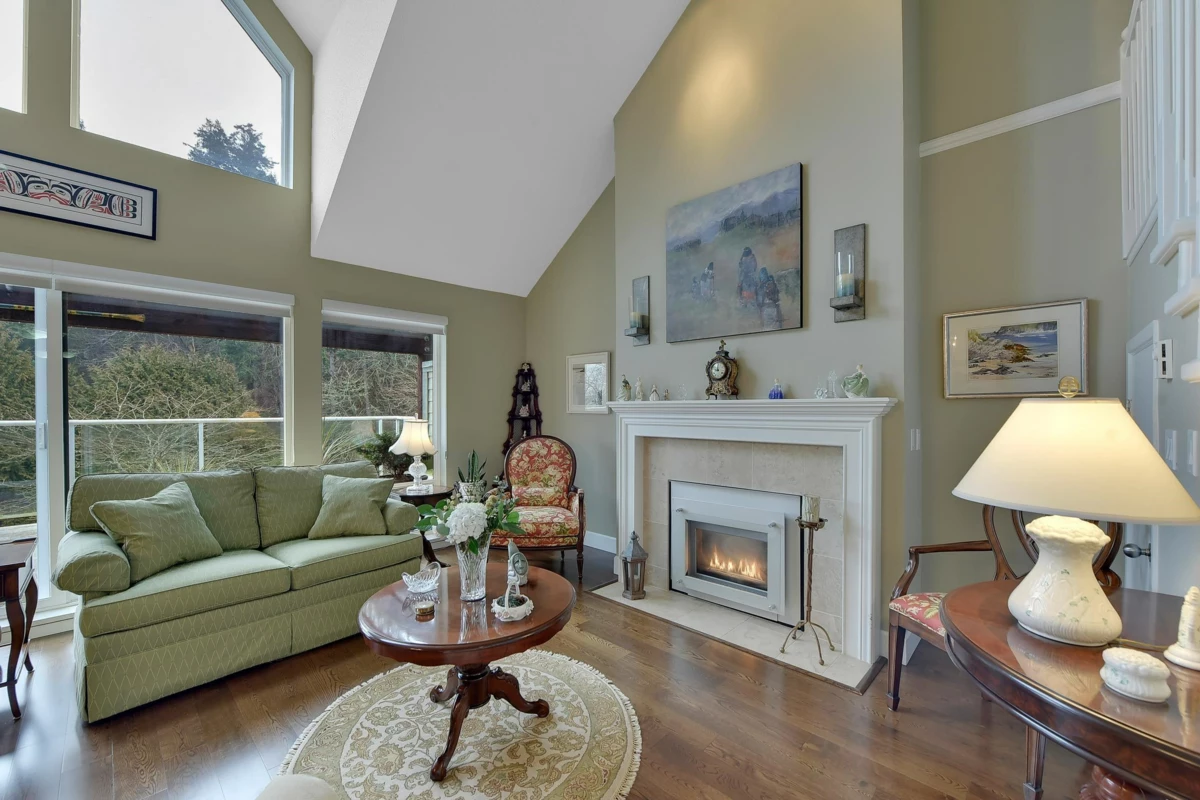 Dining Area Photo of 319 1120 Tsatsu Shores Drive, Delta, BC