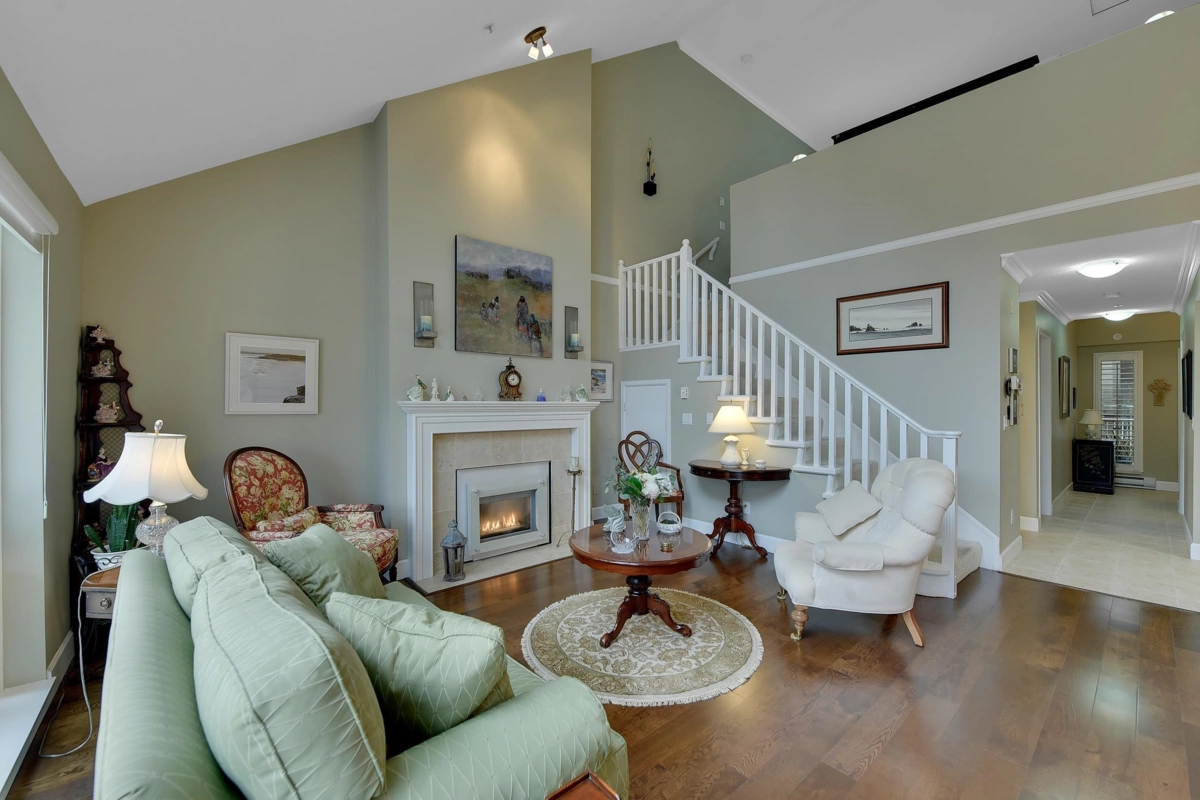 Kitchen Photo of 319 1120 Tsatsu Shores Drive, Delta, BC