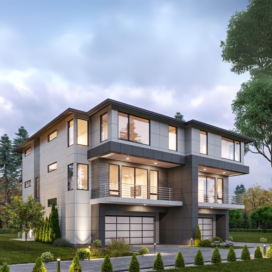 Exterior Front Photo of 33533 Cannon Avenue, Abbotsford, BC