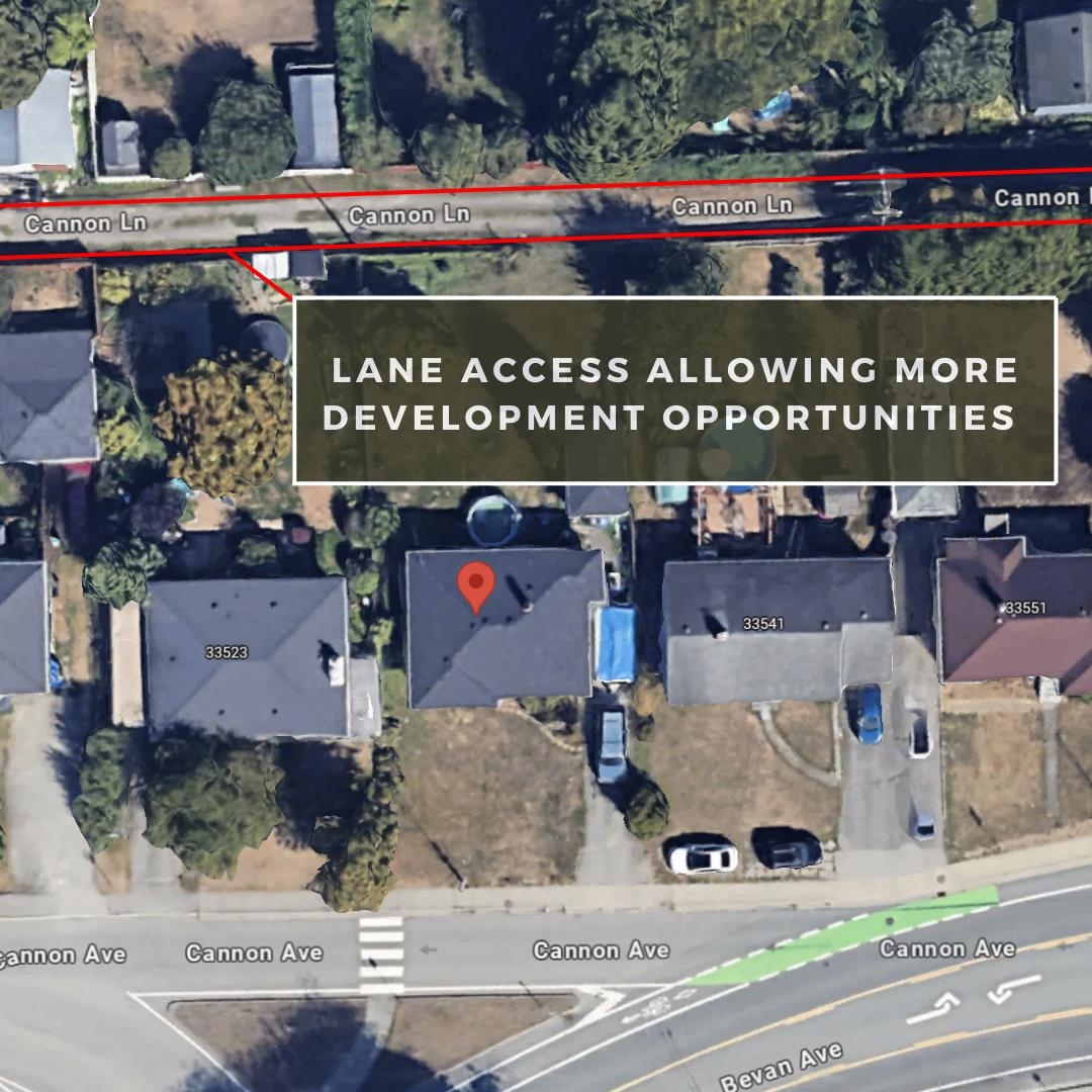 Pantry Photo of 33533 Cannon Avenue, Abbotsford, BC