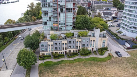 TH3 125 Columbia Street, New Westminster, BC, New Westminster — Townhouse for sale