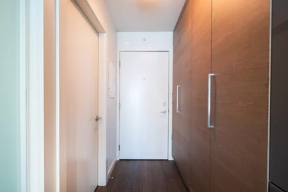 Hallway Photo of 902 189 Keefer Street, Vancouver, BC