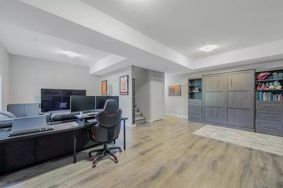 Laundry Room Photo of 48 11252 Cottonwood Drive, Maple Ridge, BC