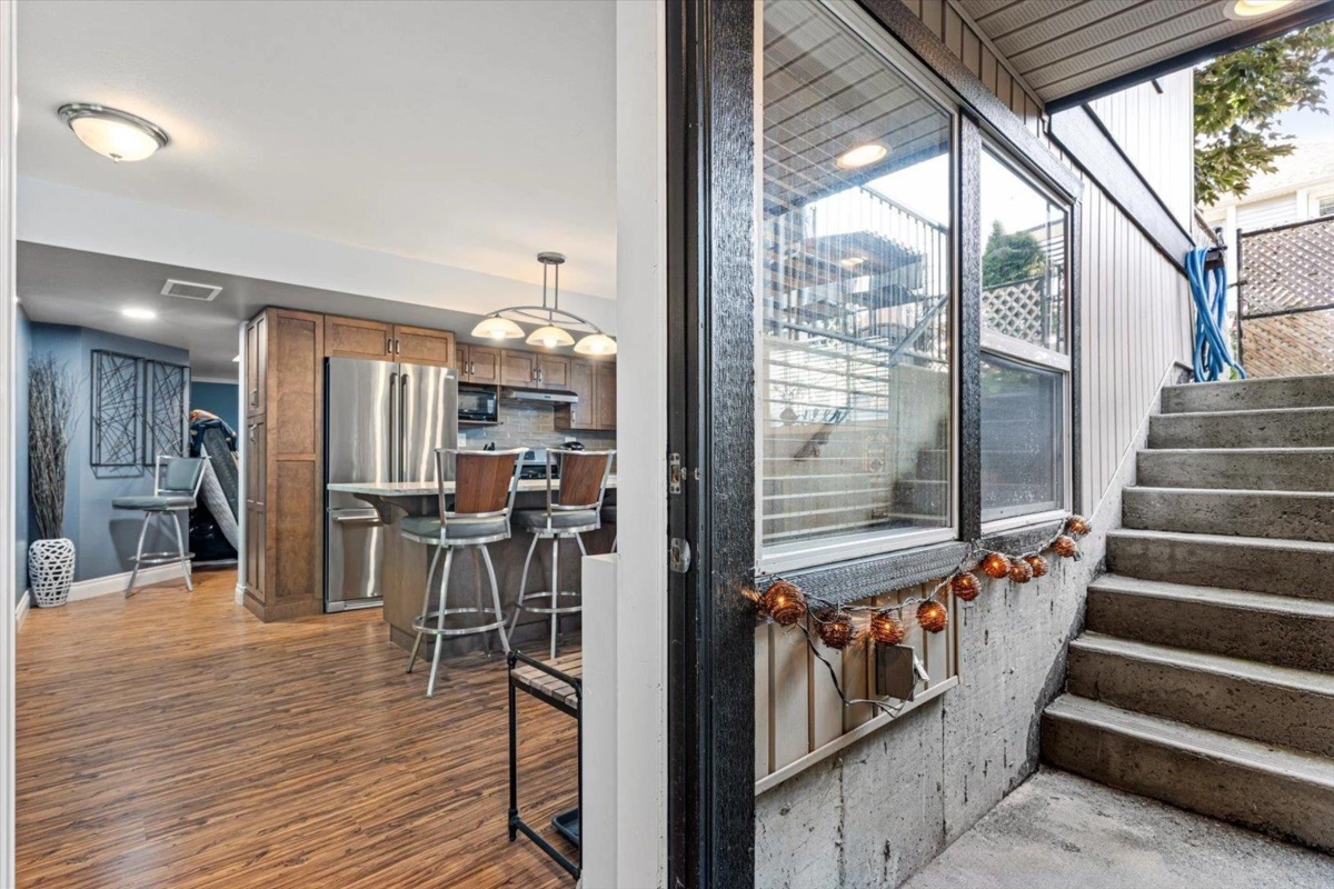 Staircase Photo of 21 46745 Hudson Road, Chilliwack, BC