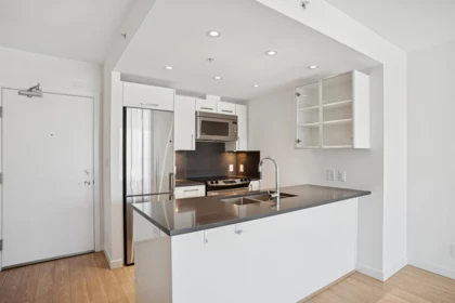 653 955 E Hastings Street, Vancouver, BC, Vancouver — Apartment/Condo for sale