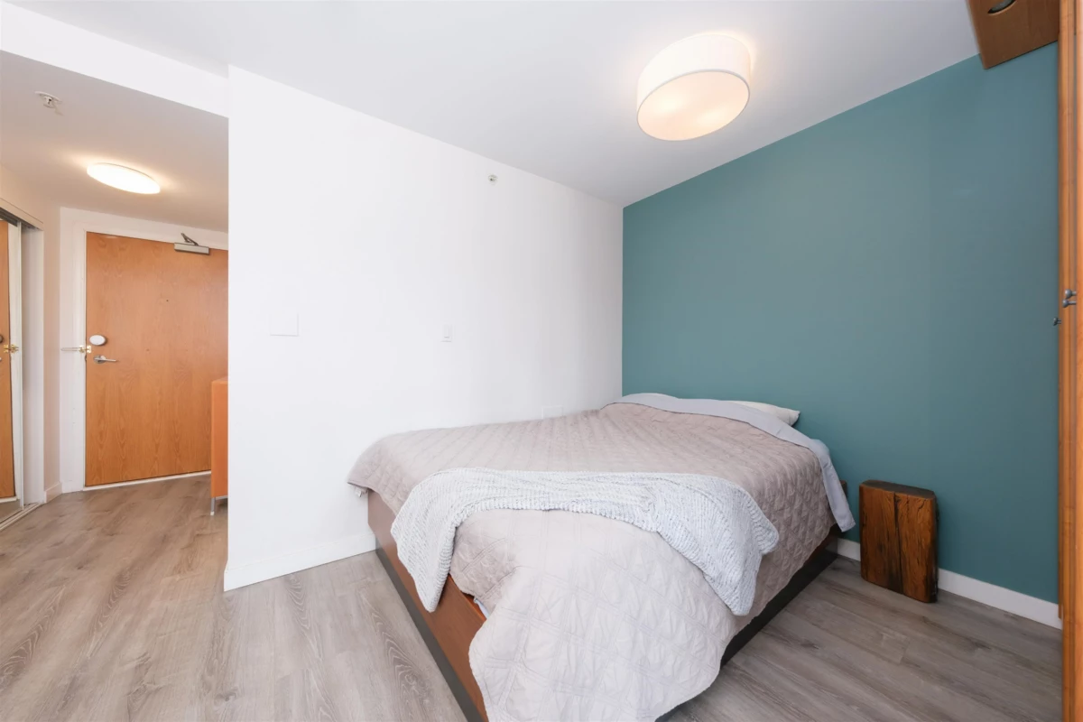 Guest Bathroom Photo of 1703 63 Keefer Place, Vancouver, BC