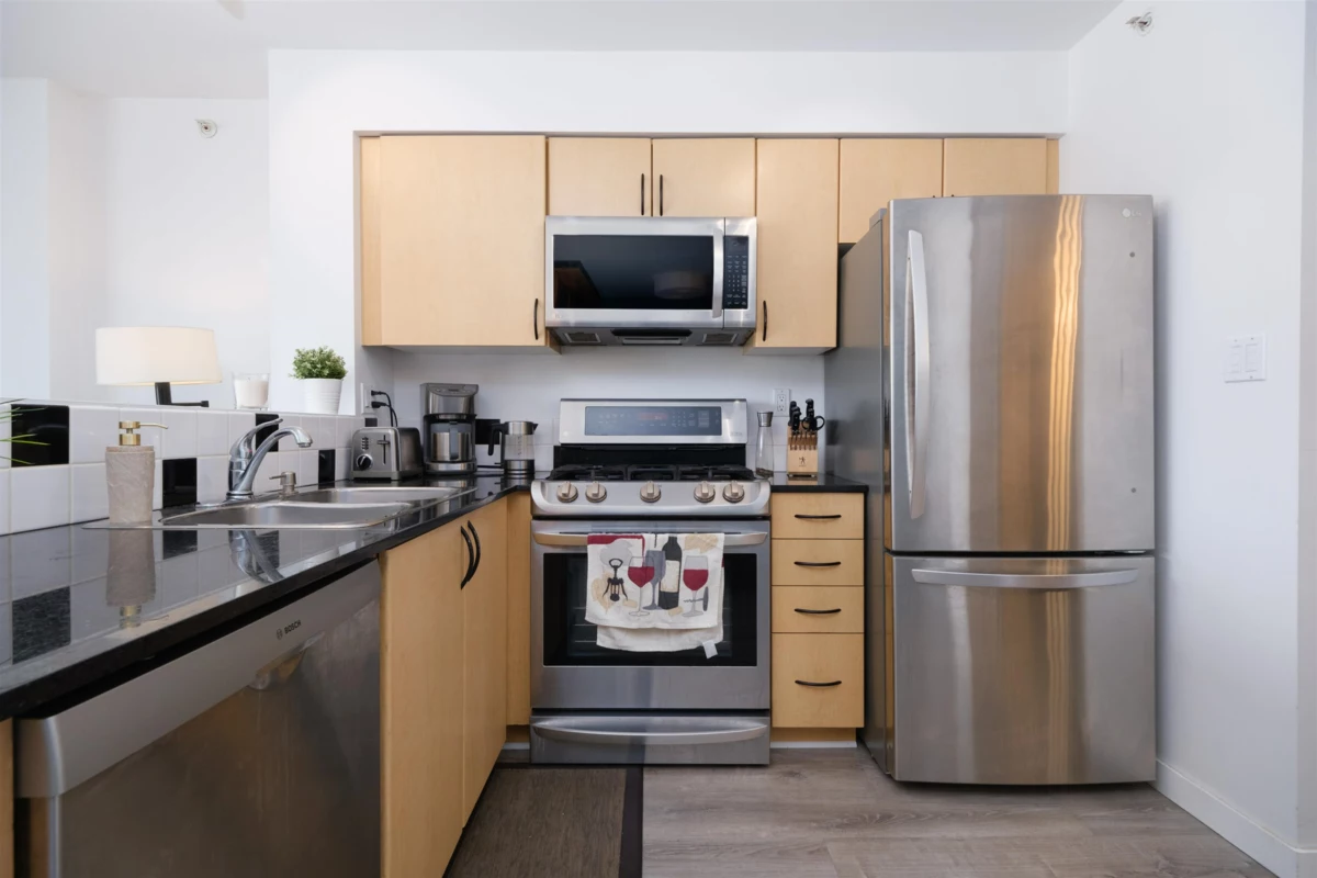 Loft / Bonus Room Photo of 1703 63 Keefer Place, Vancouver, BC