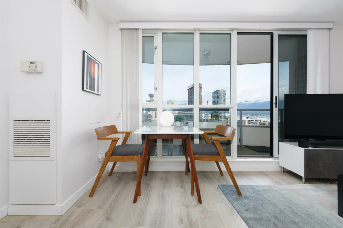 Walk-In Closet Photo of 1703 63 Keefer Place, Vancouver, BC