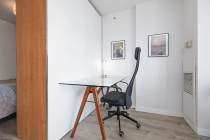 Primary Bedroom Photo of 1703 63 Keefer Place, Vancouver, BC