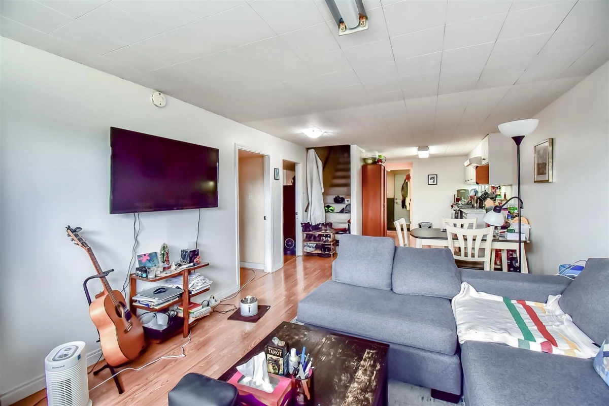 Mudroom Photo of 5477 Portland Street, Burnaby, BC