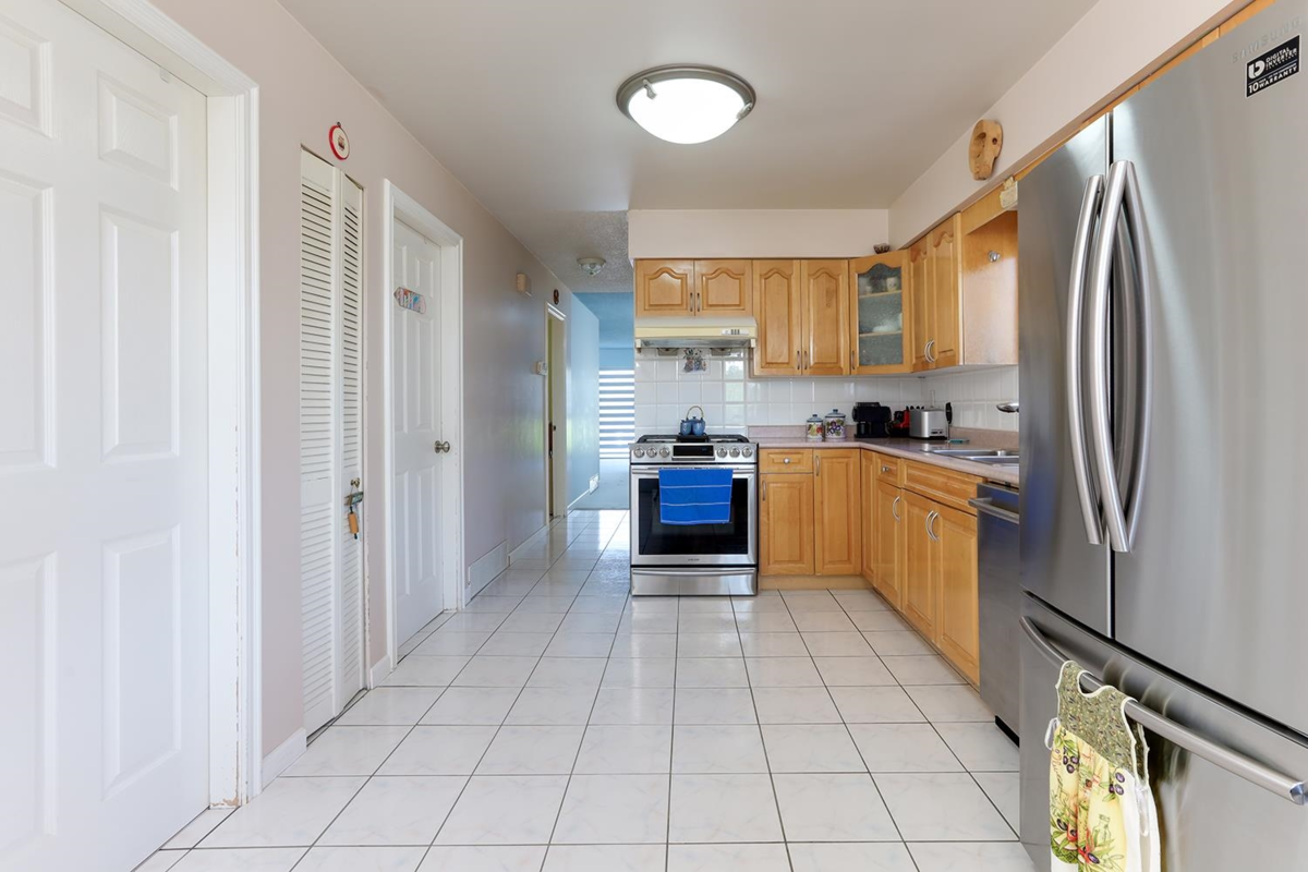 Bedroom 2 Photo of 2142 Grant Avenue, Port Coquitlam, BC