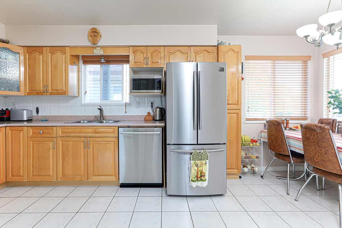 Bedroom 4 Photo of 2142 Grant Avenue, Port Coquitlam, BC