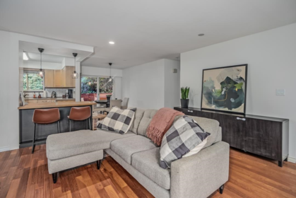 Kitchen Photo of 8993 Nash Street, Langley, BC