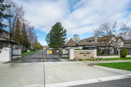 1 8567 164th Street, Surrey, BC, Surrey — Townhouse for sale