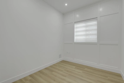 16182 78 Avenue, Surrey, BC, Surrey — Single Family Residence for sale