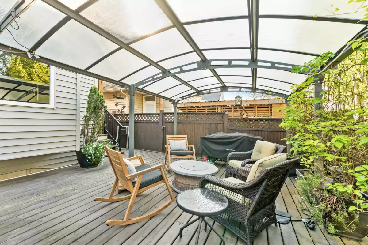 Backyard Photo of 17919 71 Avenue, Surrey, BC