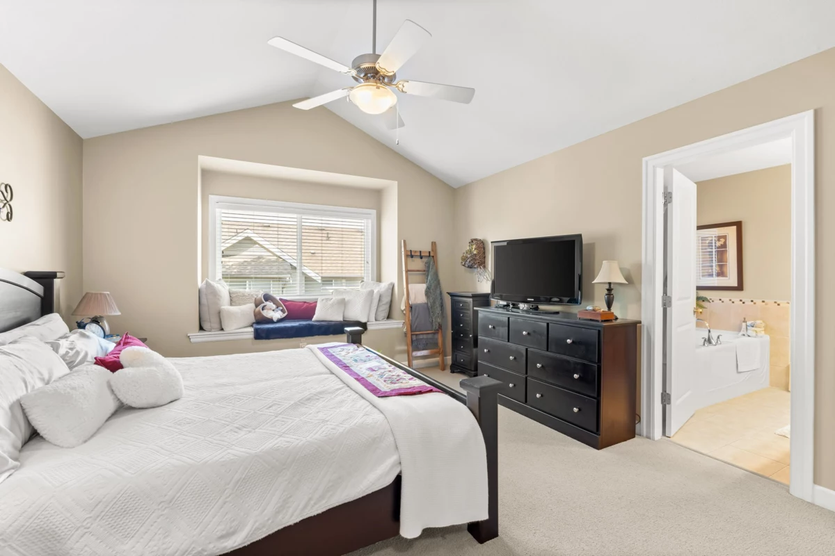 Bedroom 3 Photo of 17919 71 Avenue, Surrey, BC