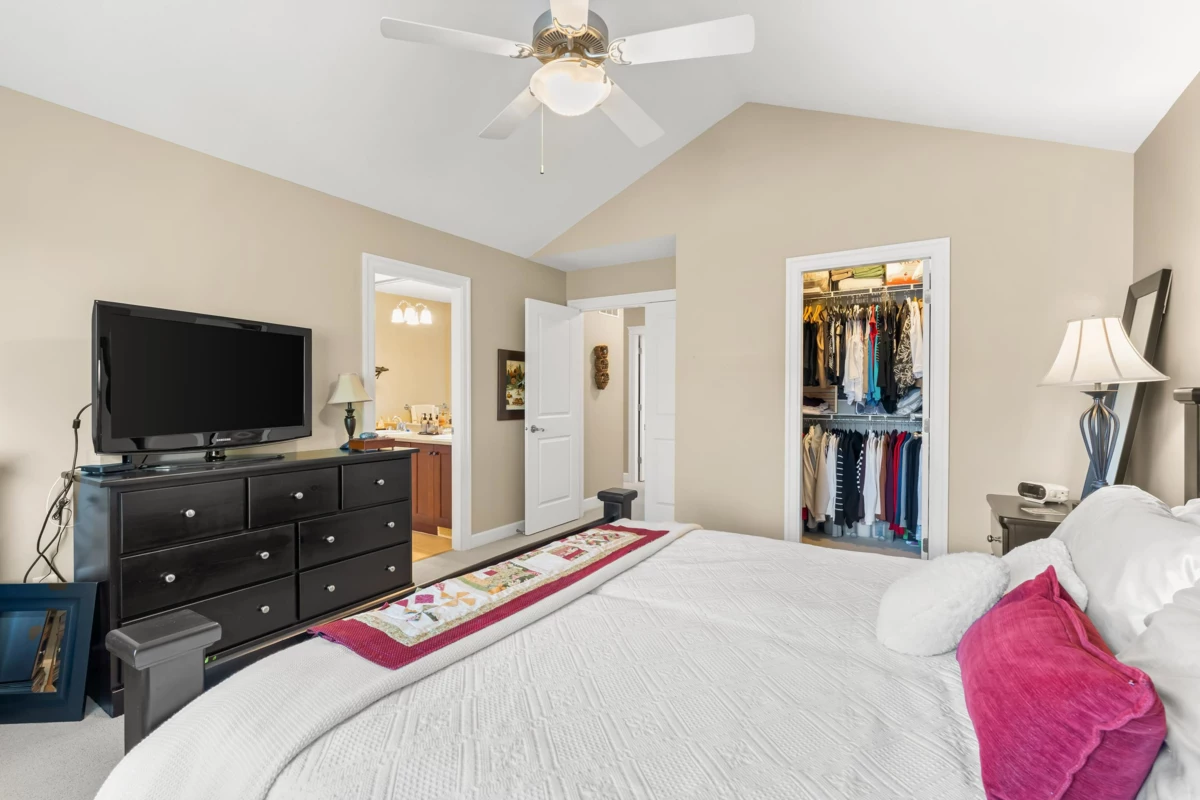 Bedroom 4 Photo of 17919 71 Avenue, Surrey, BC