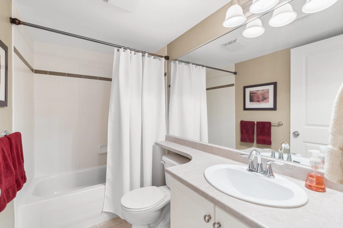 Outdoor Patio Photo of 17919 71 Avenue, Surrey, BC