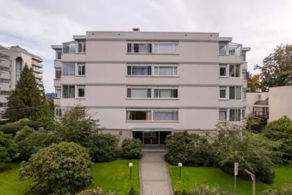 402 1750 Esquimalt Avenue, West Vancouver, BC, Cedardale — 1 bed apartment/condo for sale
