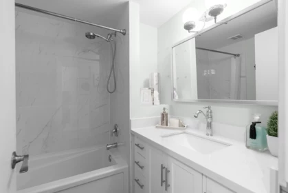 Primary Bathroom Photo of 402 1750 Esquimalt Avenue, West Vancouver, BC