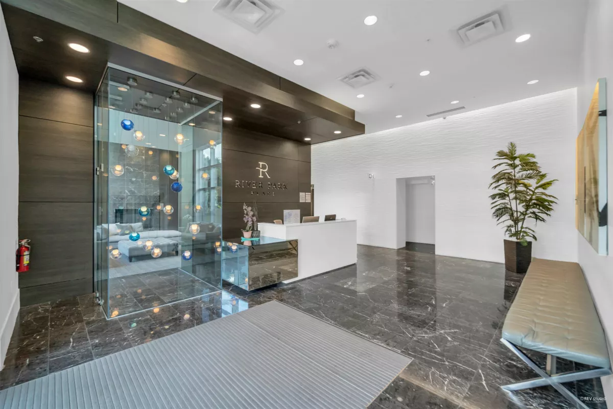 Backyard Photo of 1007 5233 Gilbert Road, Richmond, BC