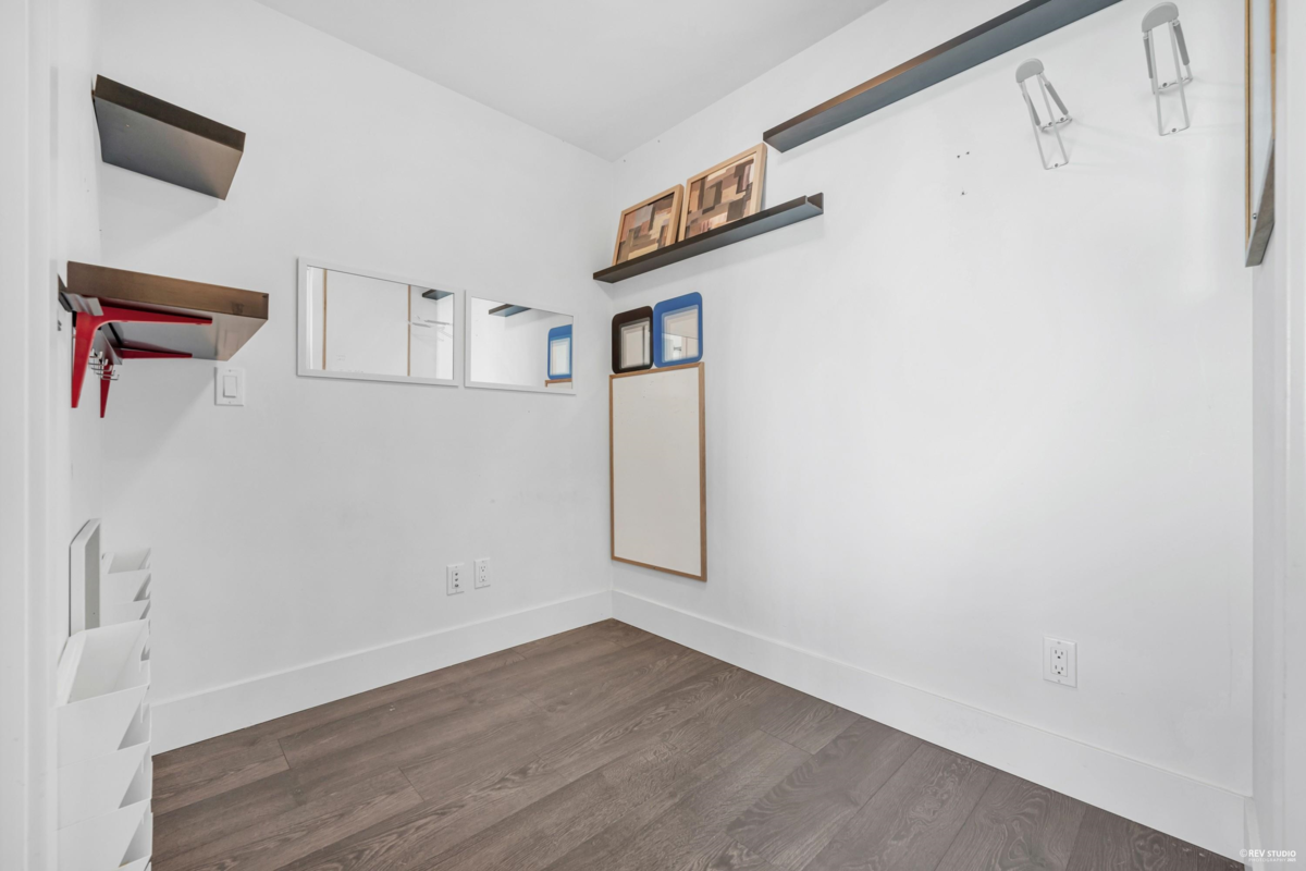 Breakfast Nook Photo of 1007 5233 Gilbert Road, Richmond, BC