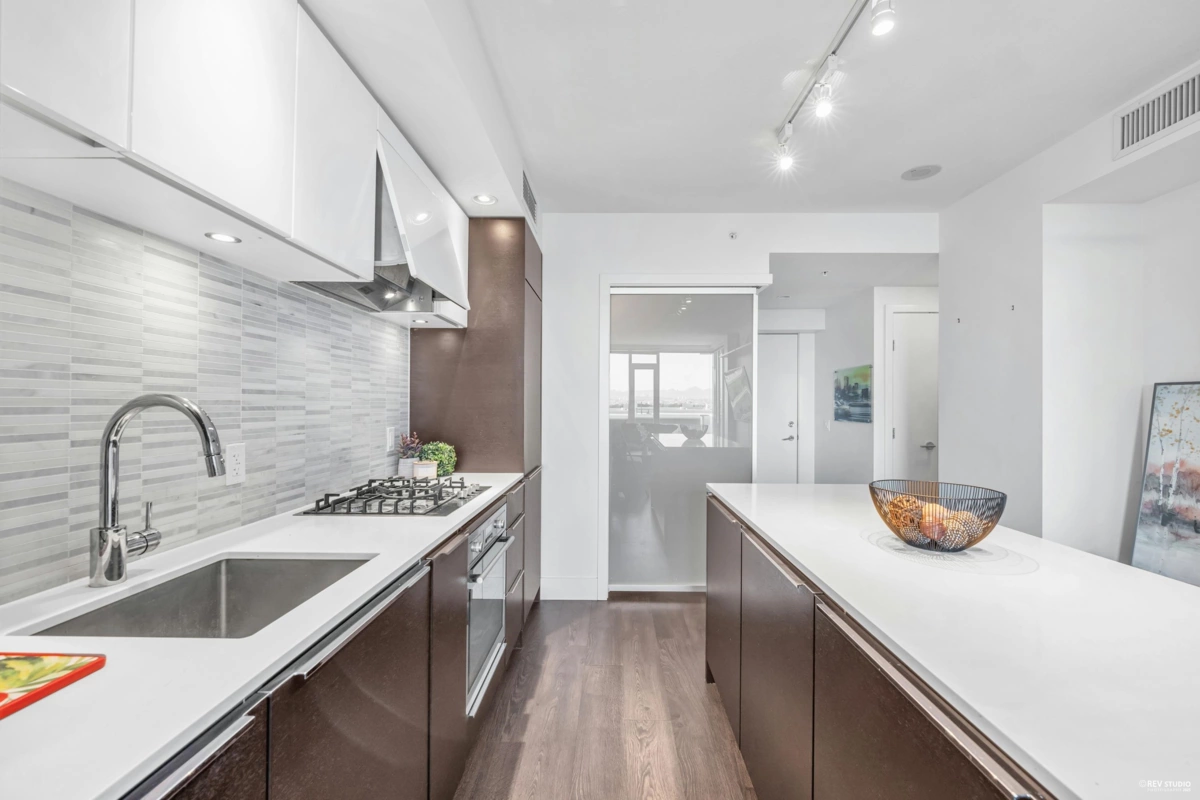 Family Room Photo of 1007 5233 Gilbert Road, Richmond, BC