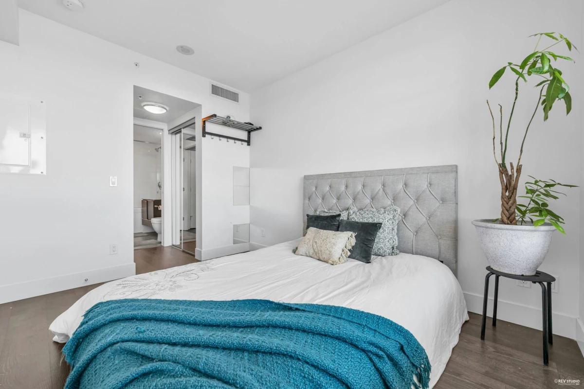 Office / Den Photo of 1007 5233 Gilbert Road, Richmond, BC