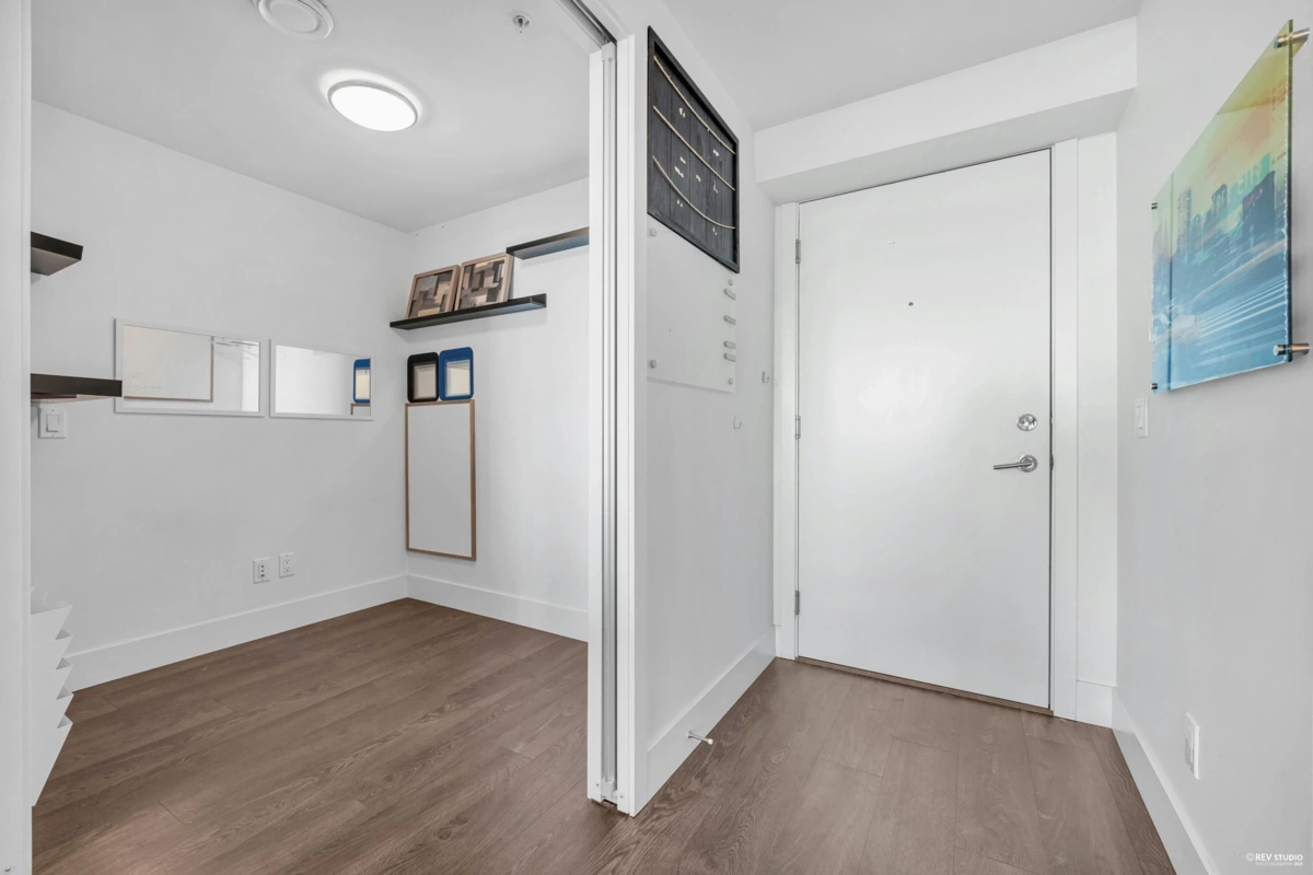 Pantry Photo of 1007 5233 Gilbert Road, Richmond, BC