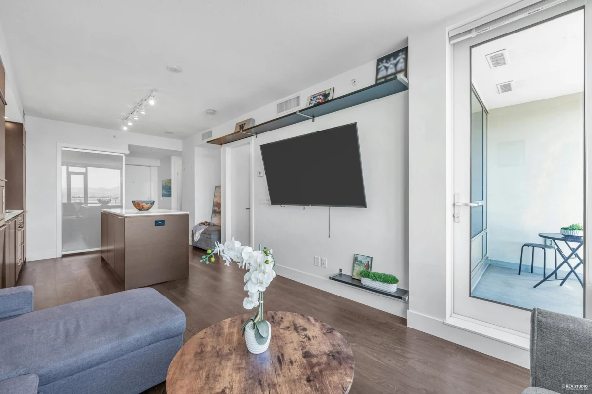 Primary Bathroom Photo of 1007 5233 Gilbert Road, Richmond, BC