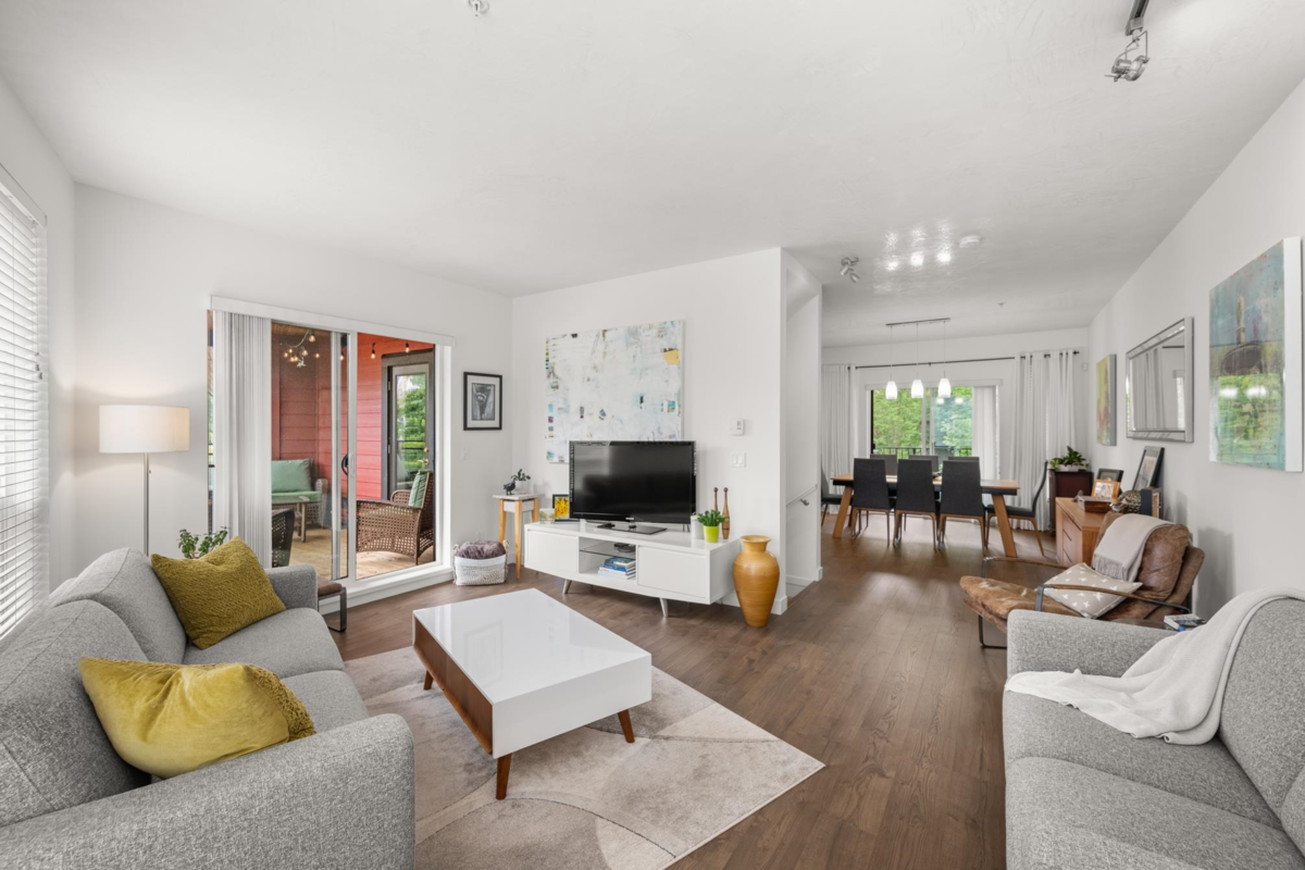 Mudroom Photo of 10 23230 Billy Brown Road, Langley, BC